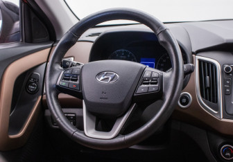 Подержанный автомобиль Hyundai Creta 2020 года (15 фото)