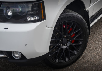 Подержанный автомобиль Land Rover Range Rover 2011 года (3 фото)