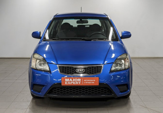 Подержанный автомобиль Kia Rio Hatchback 2010 года (2 фото)
