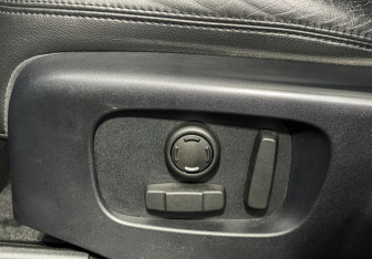 Подержанный автомобиль Land Rover Range Rover Sport 2019 года (18 фото)