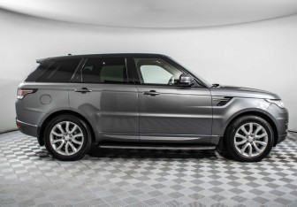 Подержанный автомобиль Land Rover Range Rover Sport 2016 года (4 фото)