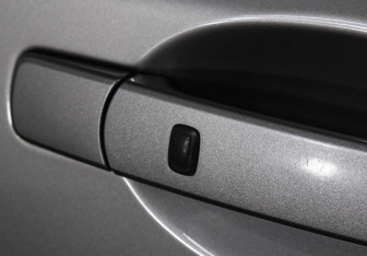 Подержанный автомобиль Nissan X-Trail 2012 года (16 фото)