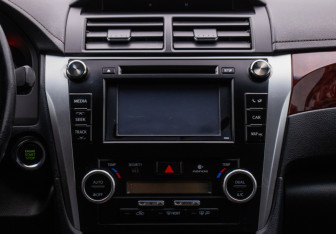 Подержанный автомобиль Toyota Camry Sedan 2012 года (14 фото)