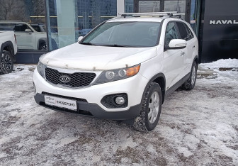Подержанный автомобиль Kia Sorento 2012 года (1 фото)