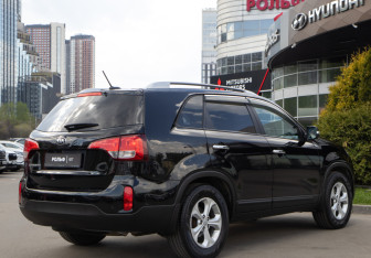 Подержанный автомобиль Kia Sorento 2019 года (4 фото)