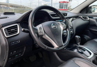 Подержанный автомобиль Nissan Qashqai 2014 года (13 фото)