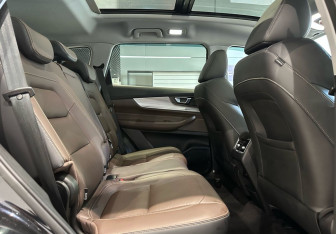 Подержанный автомобиль Chery Tiggo 8 Pro 2021 года (11 фото)