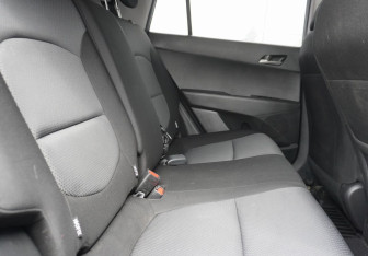 Подержанный автомобиль Hyundai Creta 2016 года (14 фото)