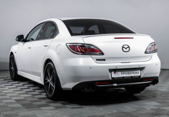 Подержанный автомобиль Mazda 6 Sedan 2010 года (7 фото)