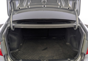 Подержанный автомобиль Kia Rio Sedan 2013 года (10 фото)