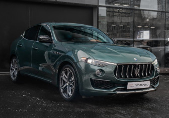 Подержанный автомобиль Maserati Levante 2021 года (3 фото)