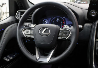 Новый Lexus LX 2026 (13 фото)