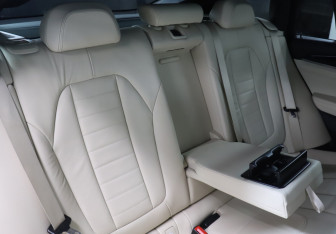 Подержанный автомобиль BMW X4 2019 года (21 фото)