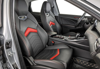 Подержанный автомобиль Kaiyi E5 2023 года (24 фото)