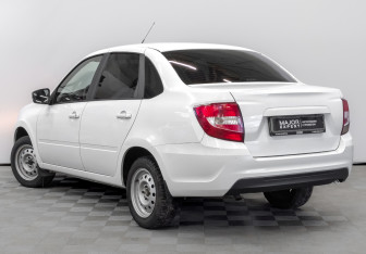 Подержанный автомобиль LADA (ВАЗ) Granta Sedan 2024 года (7 фото)
