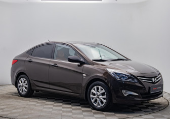 Подержанный автомобиль Hyundai Solaris Sedan 2015 года (7 фото)