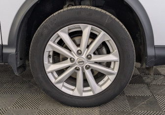 Подержанный автомобиль Nissan Qashqai 2022 года (12 фото)