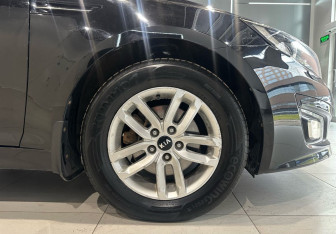 Подержанный автомобиль Kia Optima Sedan 2015 года (18 фото)
