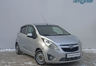 Подержанный автомобиль Chevrolet Spark 2013 года (3 фото)