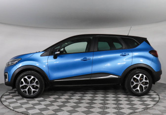 Подержанный автомобиль Renault Kaptur 2017 года (8 фото)
