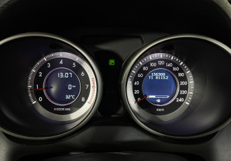 Подержанный автомобиль FAW Besturn X80 2018 года (11 фото)