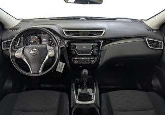 Подержанный автомобиль Nissan Qashqai 2018 года (14 фото)