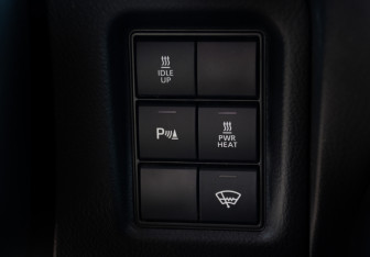 Подержанный автомобиль Toyota Land Cruiser Prado 2021 года (15 фото)