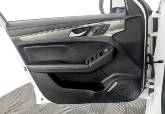 Подержанный автомобиль Haval Jolion 2023 года (19 фото)