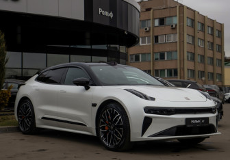 Подержанный автомобиль Zeekr 001 2024 года (2 фото)