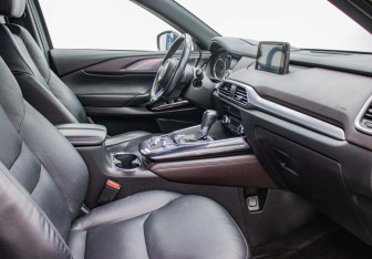 Подержанный автомобиль Mazda CX-9 2018 года (9 фото)