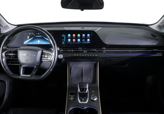 Подержанный автомобиль Omoda C5 2023 года (12 фото)