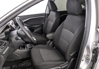 Подержанный автомобиль LADA (ВАЗ) Vesta Sedan 2018 года (20 фото)