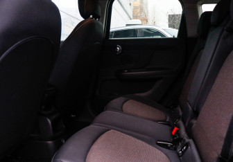 Подержанный автомобиль MINI Countryman 2018 года (8 фото)