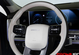 Подержанный автомобиль Hyundai Santa Fe 2024 года (14 фото)