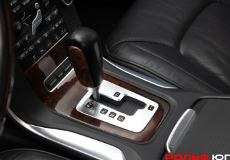 Подержанный автомобиль Volvo S80 2010 года (18 фото)