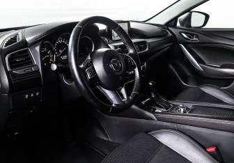 Подержанный автомобиль Mazda 6 Sedan 2016 года (12 фото)