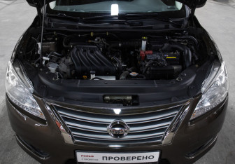 Подержанный автомобиль Nissan Sentra Sedan 2015 года (9 фото)