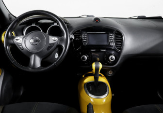 Подержанный автомобиль Nissan Juke 2014 года (12 фото)