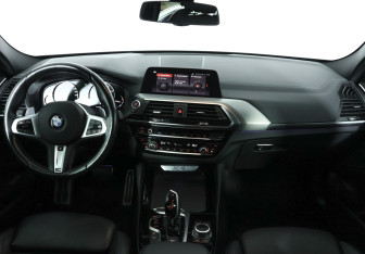 Подержанный автомобиль BMW X4 2021 года (12 фото)