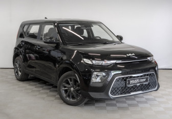 Подержанный автомобиль Kia Soul 2022 года (3 фото)