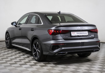 Подержанный автомобиль Audi A3 Sedan 2021 года (7 фото)