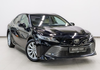 Подержанный автомобиль Toyota Camry Sedan 2019 года (3 фото)