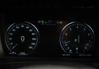 Подержанный автомобиль Volvo XC90 2021 года (12 фото)