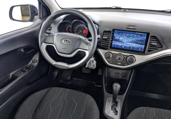 Подержанный автомобиль Kia Picanto 2011 года (26 фото)