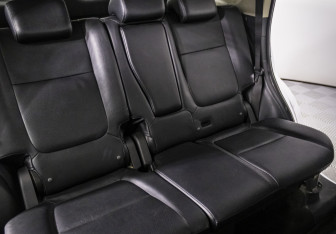 Подержанный автомобиль Mitsubishi Outlander 2017 года (11 фото)