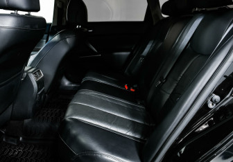 Подержанный автомобиль Nissan Teana 2013 года (12 фото)