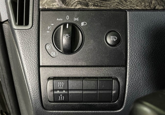 Подержанный автомобиль Mercedes-Benz Viano 2013 года (16 фото)