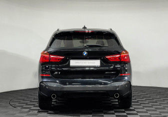 Подержанный автомобиль BMW X1 2018 года (4 фото)
