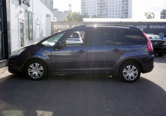 Подержанный автомобиль Citroen C4 Picasso 2011 года (8 фото)