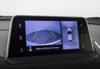 Подержанный автомобиль Mitsubishi Eclipse Cross 2018 года (15 фото)